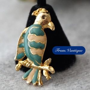 🦜 VINTAGE Gold Colourful Parrot / Bird on a Branch Brooch / Scarf Pin 🧷